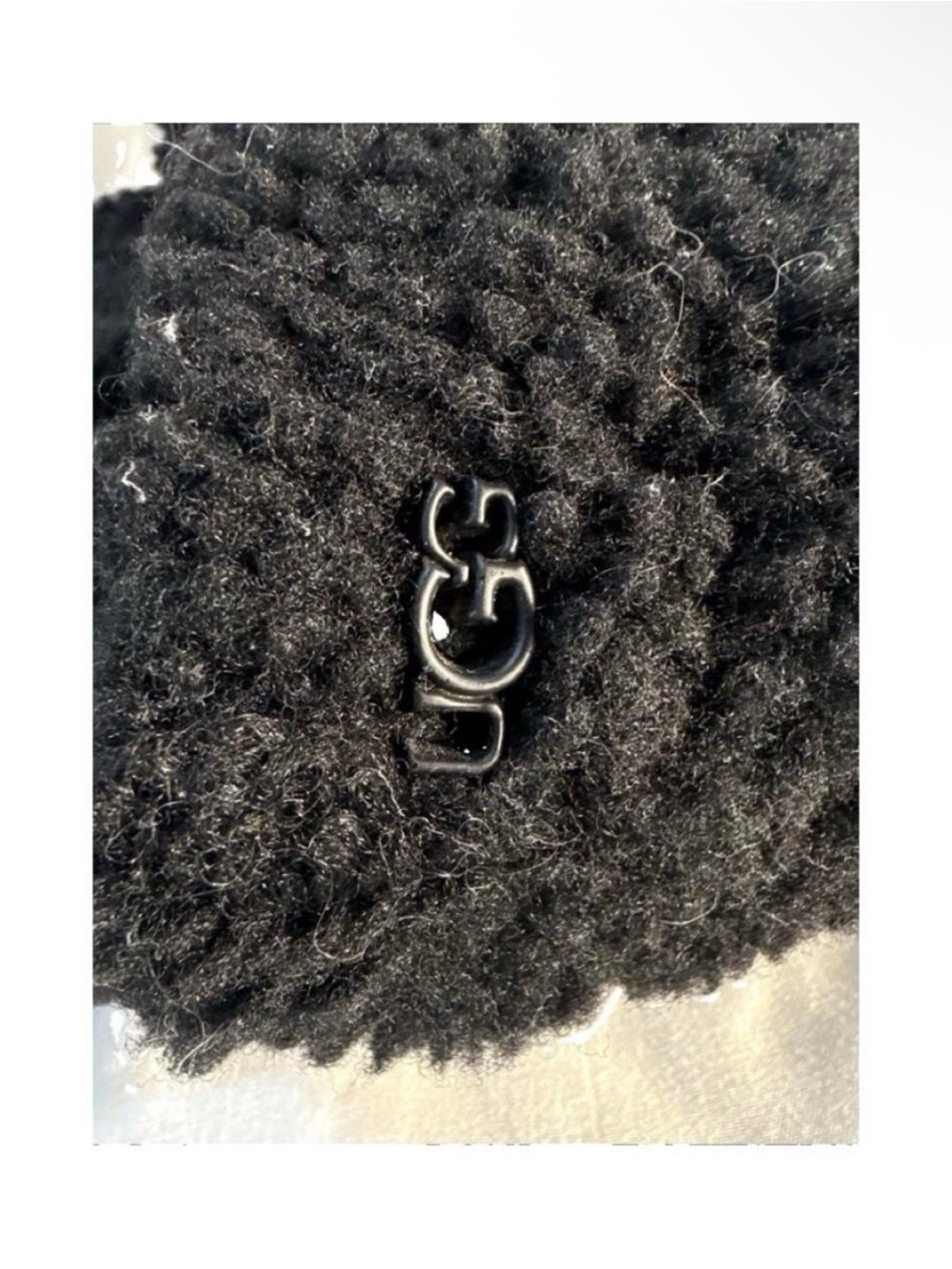 UGG Black Textured Knit Beanie with Logo Pin